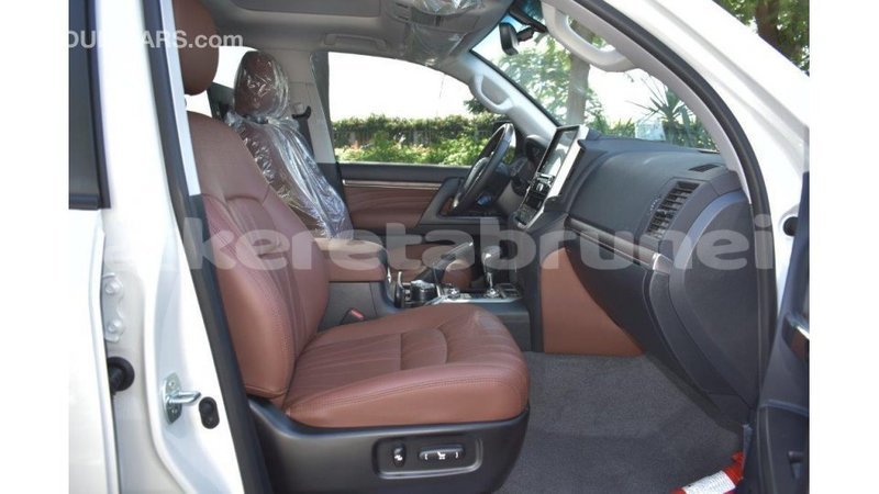 Big with watermark toyota land cruiser belait import dubai 2201