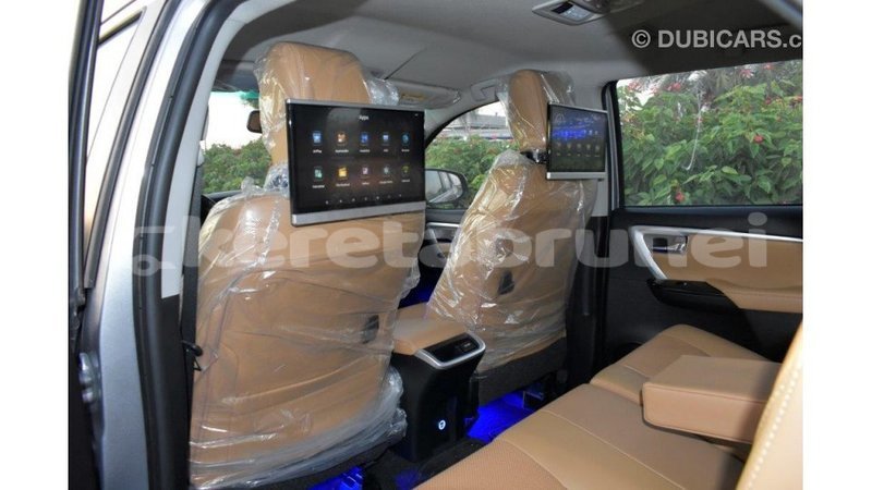 Big with watermark toyota fortuner belait import dubai 2203