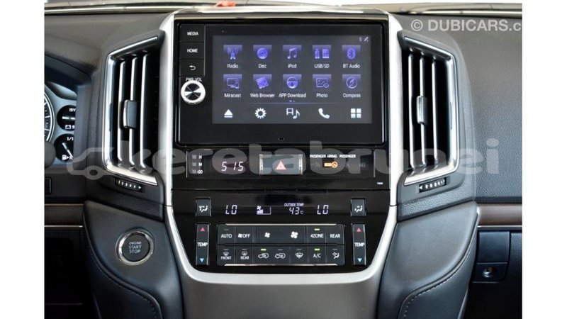 Big with watermark toyota land cruiser belait import dubai 2204