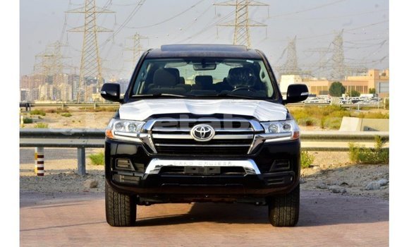 Buy Import Toyota Land Cruiser Black Car in Import - Dubai in Belait Buy Import Toyota Land Cruiser Black Car in Import - Dubai in Belait