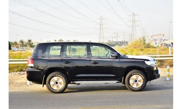 Buy Import Toyota Land Cruiser Black Car in Import - Dubai in Belait Buy Import Toyota Land Cruiser Black Car in Import - Dubai in Belait
