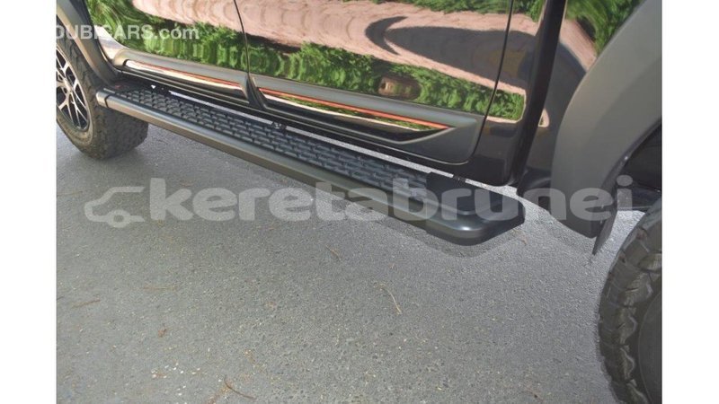 Big with watermark toyota hilux belait import dubai 2207