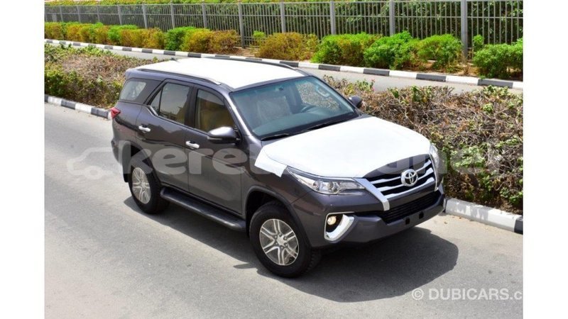 Big with watermark toyota fortuner belait import dubai 2213