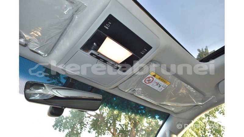 Big with watermark toyota land cruiser belait import dubai 2214