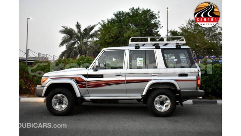 Big with watermark toyota land cruiser belait import dubai 2216