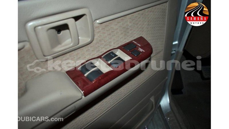 Big with watermark toyota land cruiser belait import dubai 2216