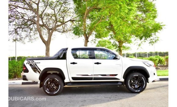 Buy Import Toyota Hilux White Car in Import - Dubai in Belait Buy Import Toyota Hilux White Car in Import - Dubai in Belait