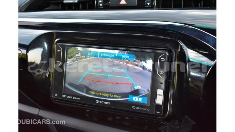 Big with watermark toyota hilux belait import dubai 2217