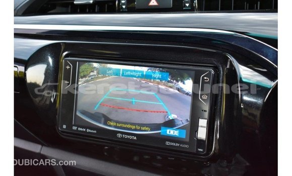 Buy Import Toyota Hilux White Car in Import - Dubai in Belait Buy Import Toyota Hilux White Car in Import - Dubai in Belait