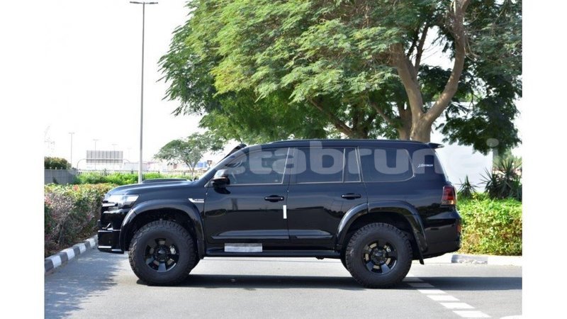 Big with watermark toyota land cruiser belait import dubai 2219