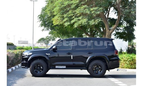 Buy Import Toyota Land Cruiser Black Car in Import - Dubai in Belait Buy Import Toyota Land Cruiser Black Car in Import - Dubai in Belait