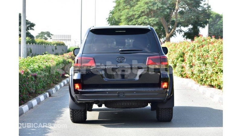 Big with watermark toyota land cruiser belait import dubai 2219