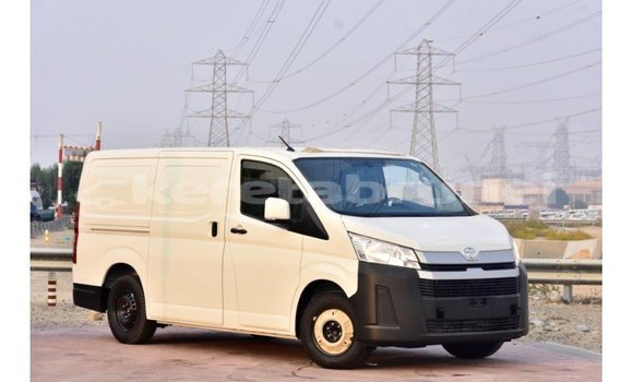 Buy Import Toyota Hiace White Car in Import - Dubai in Belait Buy Import Toyota Hiace White Car in Import - Dubai in Belait