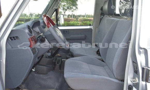 Buy Import Toyota Land Cruiser Other Car in Import - Dubai in Belait Buy Import Toyota Land Cruiser Other Car in Import - Dubai in Belait