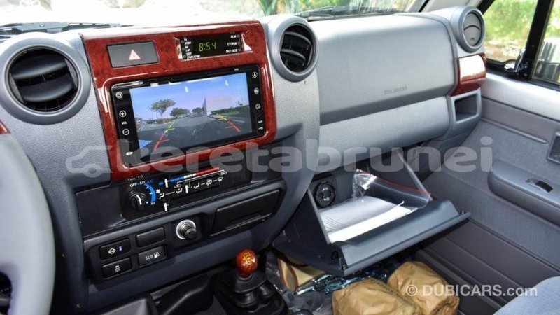 Big with watermark toyota land cruiser belait import dubai 2222