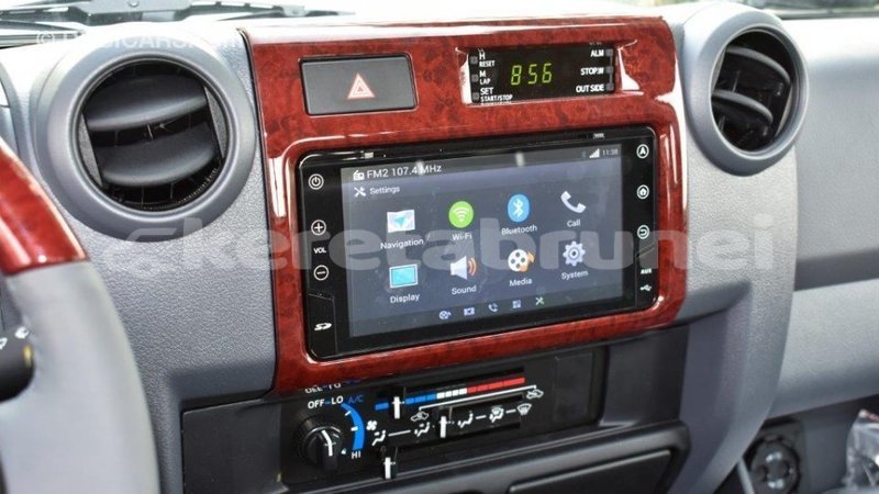 Big with watermark toyota land cruiser belait import dubai 2222