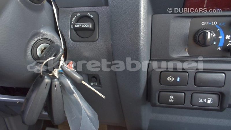 Big with watermark toyota land cruiser belait import dubai 2222