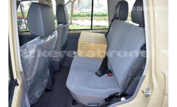 Buy Import Toyota Land Cruiser Beige Car in Import - Dubai in Belait Buy Import Toyota Land Cruiser Beige Car in Import - Dubai in Belait