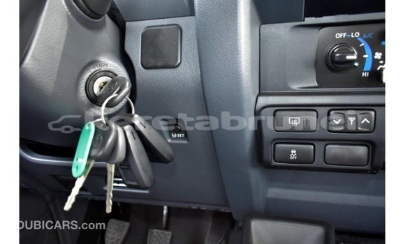 Buy Import Toyota Land Cruiser Beige Car in Import - Dubai in Belait Buy Import Toyota Land Cruiser Beige Car in Import - Dubai in Belait