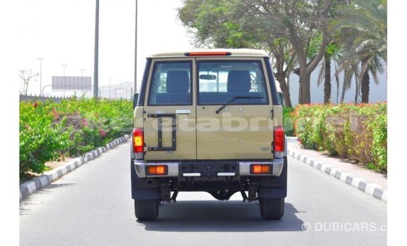 Buy Import Toyota Land Cruiser Beige Car in Import - Dubai in Belait Buy Import Toyota Land Cruiser Beige Car in Import - Dubai in Belait