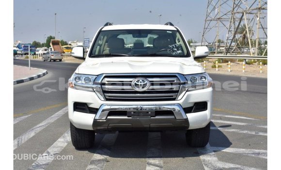 Buy Import Toyota Land Cruiser White Car in Import - Dubai in Belait Buy Import Toyota Land Cruiser White Car in Import - Dubai in Belait