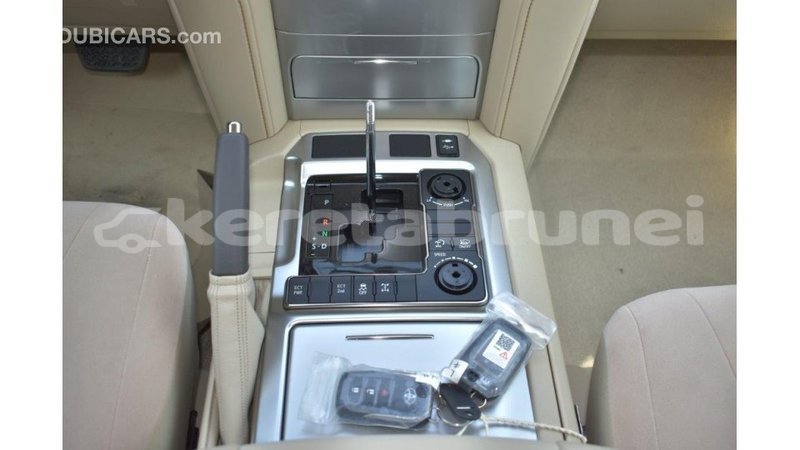 Big with watermark toyota land cruiser belait import dubai 2224