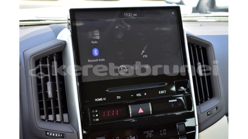 Big with watermark toyota land cruiser belait import dubai 2224