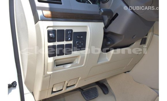 Buy Import Toyota Land Cruiser White Car in Import - Dubai in Belait Buy Import Toyota Land Cruiser White Car in Import - Dubai in Belait