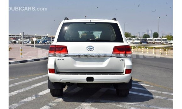Buy Import Toyota Land Cruiser White Car in Import - Dubai in Belait Buy Import Toyota Land Cruiser White Car in Import - Dubai in Belait
