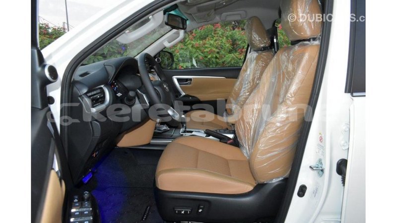 Big with watermark toyota fortuner belait import dubai 2225