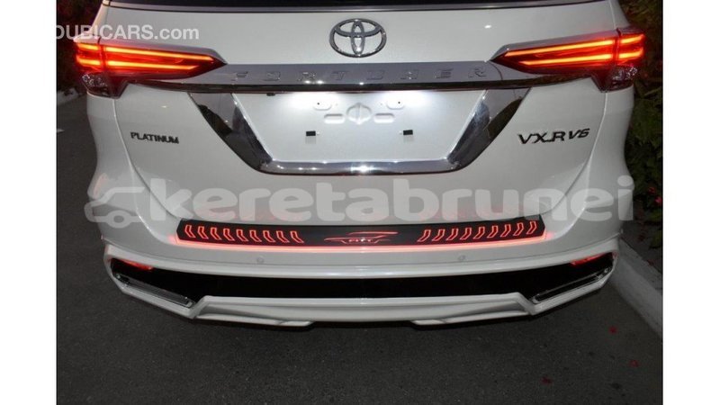 Big with watermark toyota fortuner belait import dubai 2225