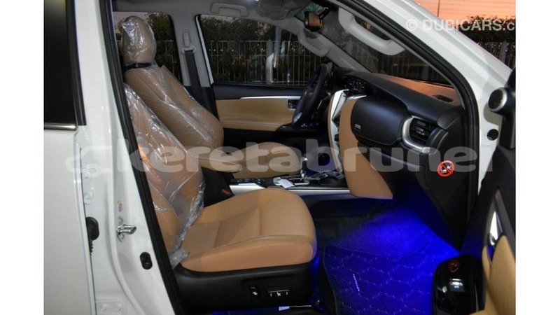 Big with watermark toyota fortuner belait import dubai 2225