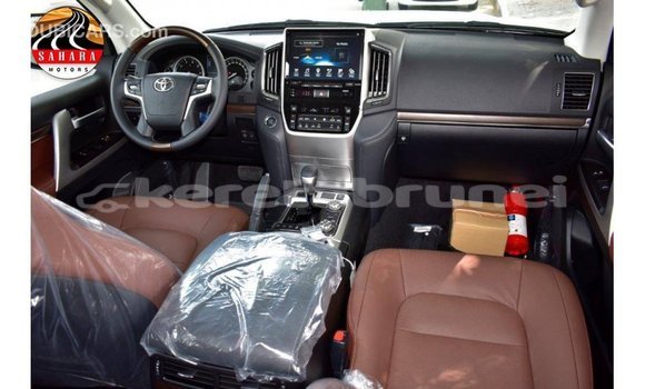 Buy Import Toyota Land Cruiser Black Car in Import - Dubai in Belait Buy Import Toyota Land Cruiser Black Car in Import - Dubai in Belait