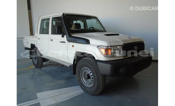 Buy Import Toyota Land Cruiser White Car in Import - Dubai in Belait Buy Import Toyota Land Cruiser White Car in Import - Dubai in Belait
