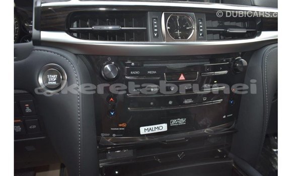 Buy Import Lexus LX White Car in Import - Dubai in Belait Buy Import Lexus LX White Car in Import - Dubai in Belait