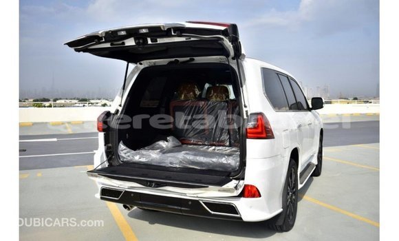 Buy Import Lexus LX White Car in Import - Dubai in Belait Buy Import Lexus LX White Car in Import - Dubai in Belait