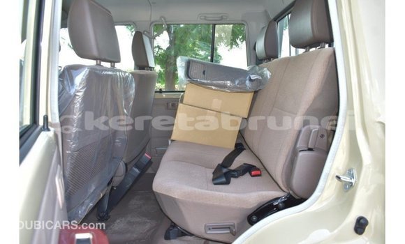 Buy Import Toyota Land Cruiser Beige Car in Import - Dubai in Belait Buy Import Toyota Land Cruiser Beige Car in Import - Dubai in Belait