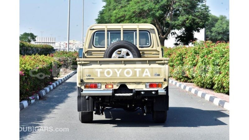 Big with watermark toyota land cruiser belait import dubai 2229