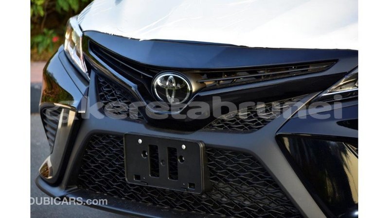 Big with watermark toyota camry belait import dubai 2231