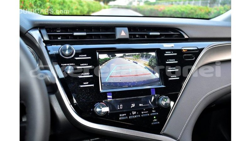 Big with watermark toyota camry belait import dubai 2231