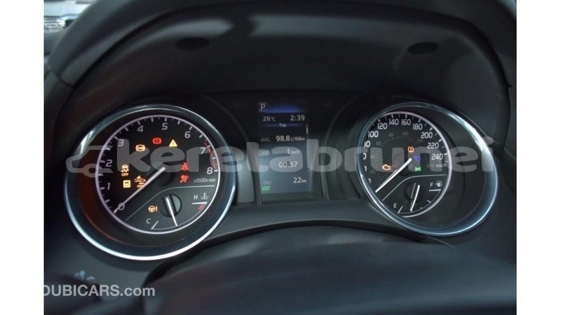 Big with watermark toyota camry belait import dubai 2231