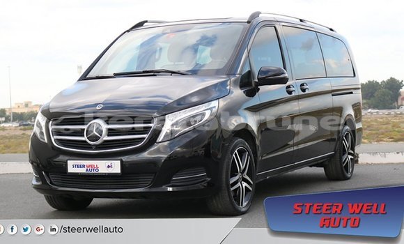 Buy Import Mercedes-Benz 250 Black Car in Import - Dubai in Belait Buy Import Mercedes-Benz 250 Black Car in Import - Dubai in Belait