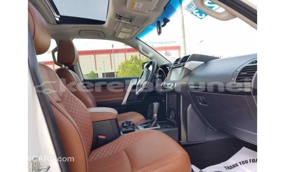 Buy Import Toyota Prado White Car in Import - Dubai in Belait Buy Import Toyota Prado White Car in Import - Dubai in Belait