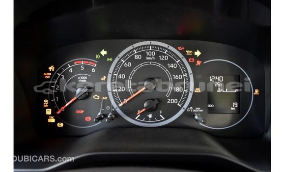 Buy Import Toyota Hiace White Car in Import - Dubai in Belait Buy Import Toyota Hiace White Car in Import - Dubai in Belait