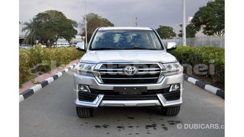 Big with watermark toyota land cruiser belait import dubai 2239