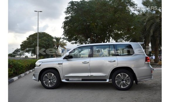 Buy Import Toyota Land Cruiser Other Car in Import - Dubai in Belait Buy Import Toyota Land Cruiser Other Car in Import - Dubai in Belait