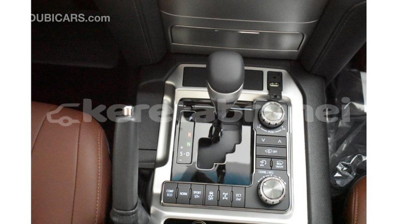 Big with watermark toyota land cruiser belait import dubai 2239