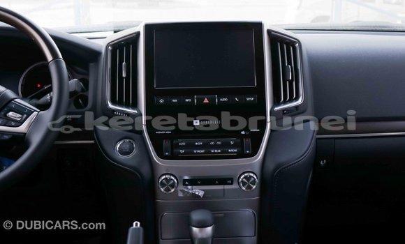 Buy Import Toyota Land Cruiser Black Car in Import - Dubai in Belait Buy Import Toyota Land Cruiser Black Car in Import - Dubai in Belait