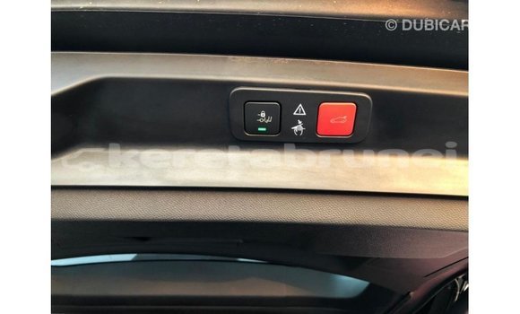 Buy Import Peugeot 5008 White Car in Import - Dubai in Belait Buy Import Peugeot 5008 White Car in Import - Dubai in Belait