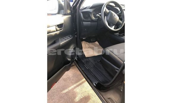 Buy Import Toyota Hilux Black Car in Import - Dubai in Belait Buy Import Toyota Hilux Black Car in Import - Dubai in Belait